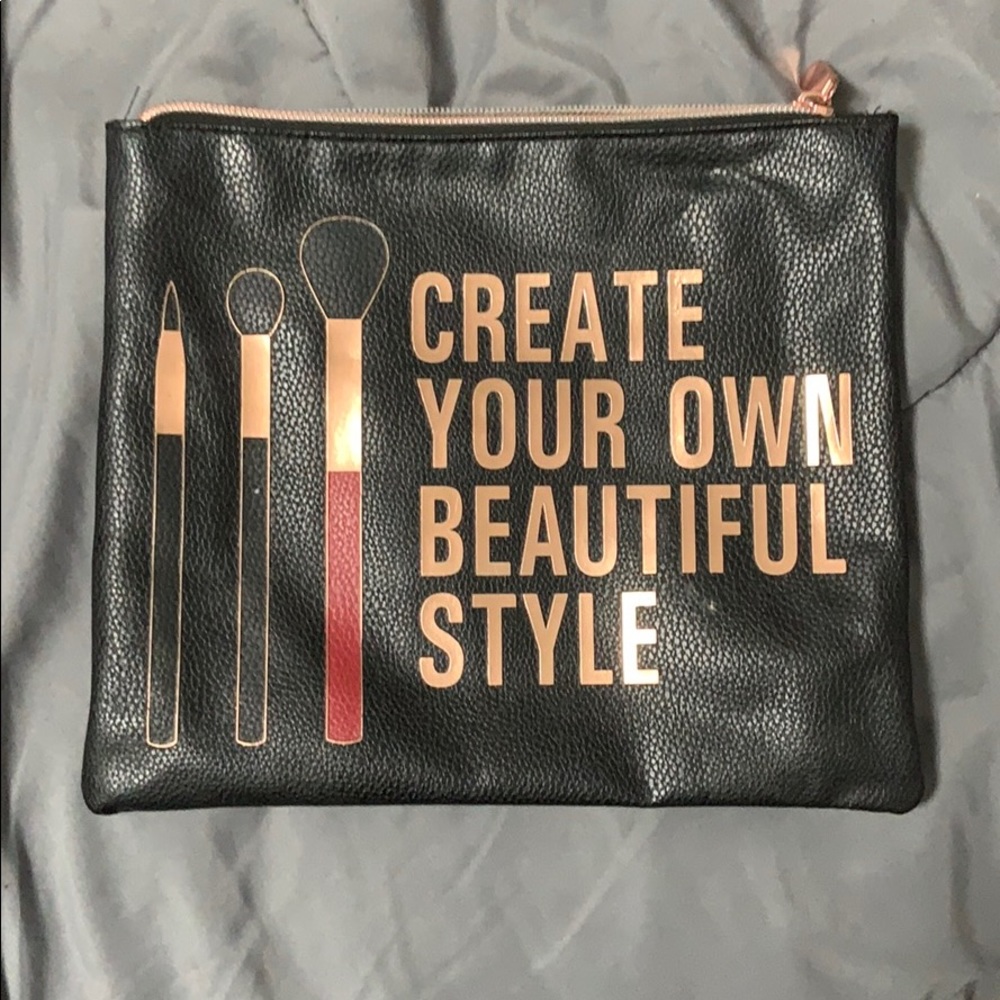 Makeup case